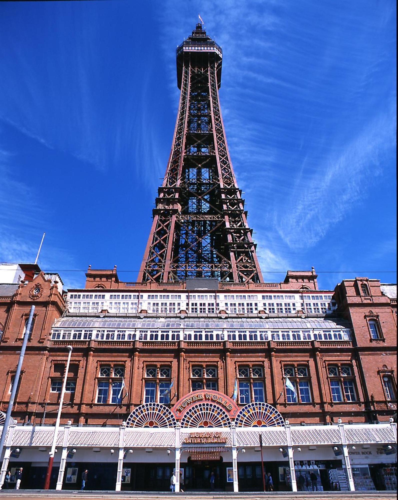Grand Hotel Блэкпул Экстерьер фото The Blackpool Tower